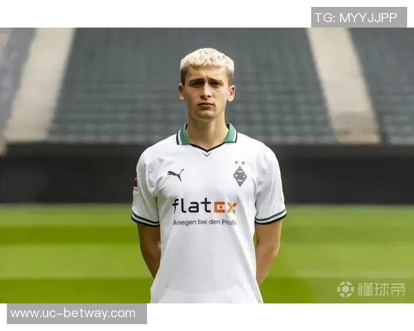 德比郡官方宣布门兴中场弗劳洛成功加盟并顺利通过体检 德比郡官方宣布门兴中场弗劳洛成功加盟并顺利通过体检